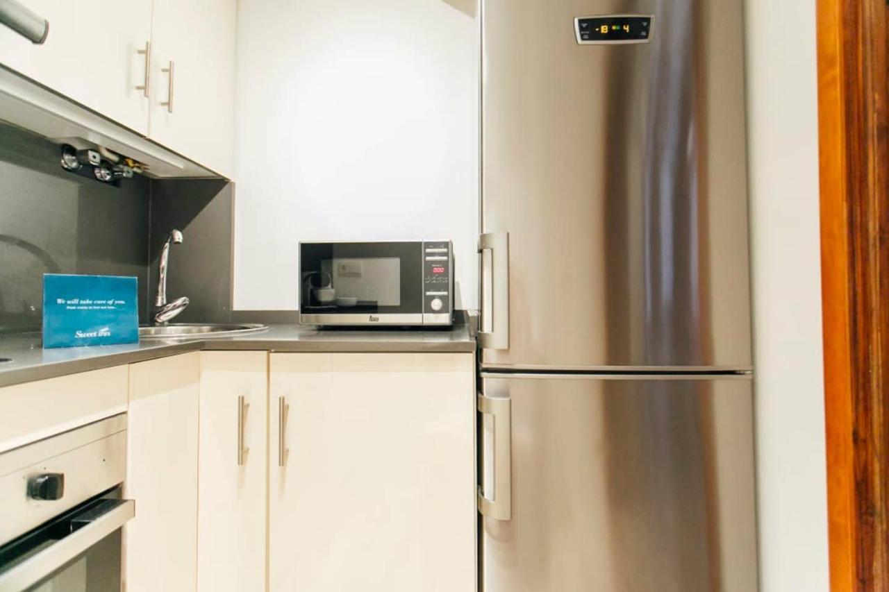 New With Height- 2Bd 1Bth- Pajaritos Apartment เซบีญา ภายนอก รูปภาพ