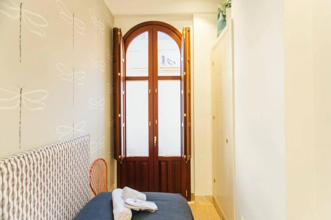 New With Height- 2Bd 1Bth- Pajaritos Apartment เซบีญา ภายนอก รูปภาพ